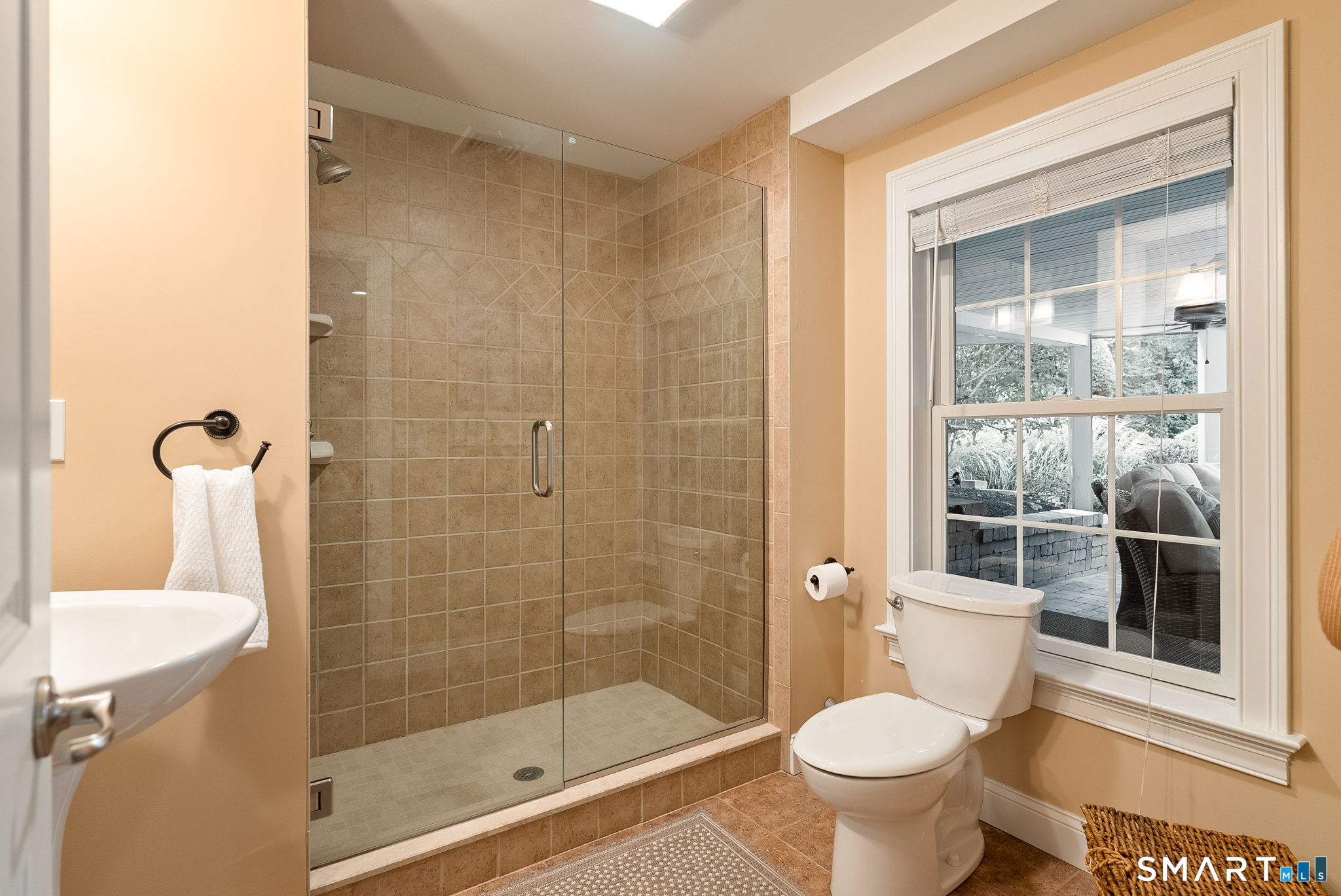 14 Highwood Crossing Burlington CT 06013