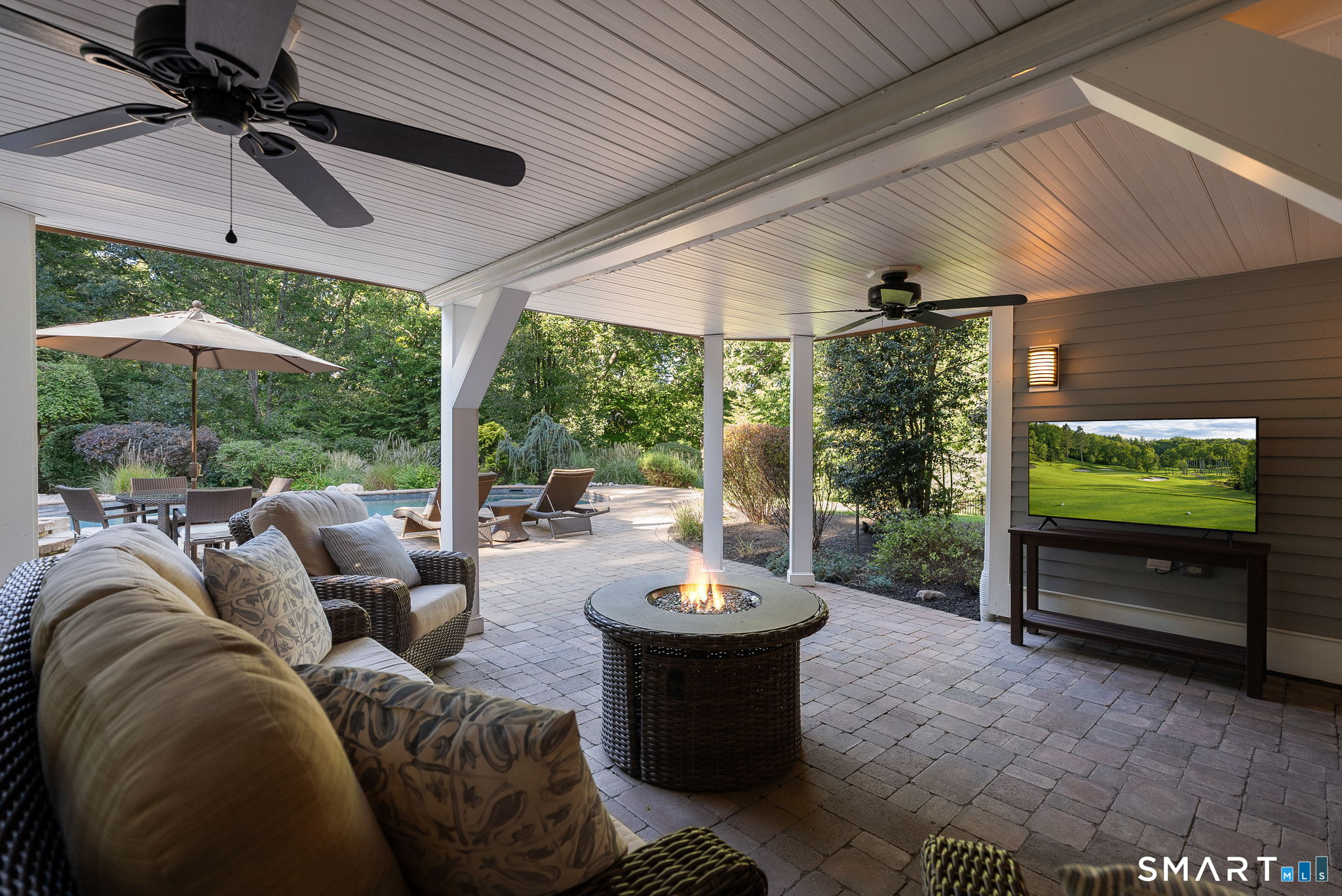 14 Highwood Crossing Burlington CT 06013