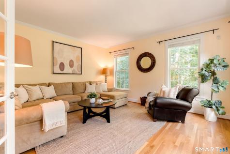 14 Highwood Crossing Burlington CT 06013