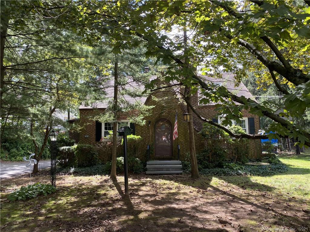 235 East Woodland Street Meriden CT 06451