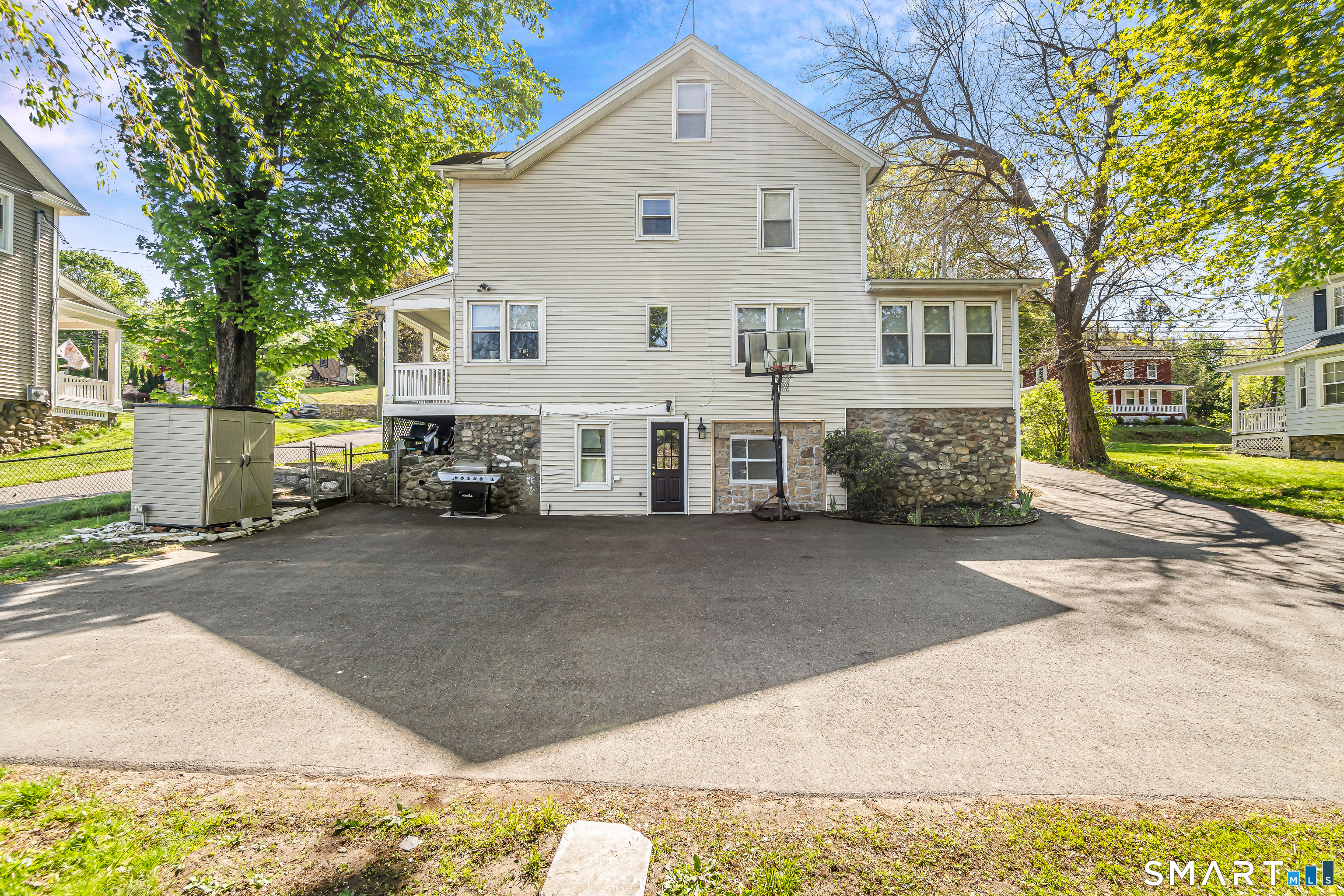 93 Main Street Watertown CT 06795