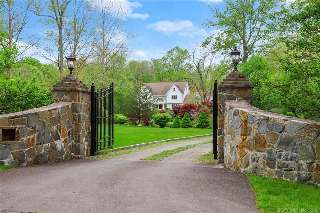 94 Mile Common Road Easton CT 06612