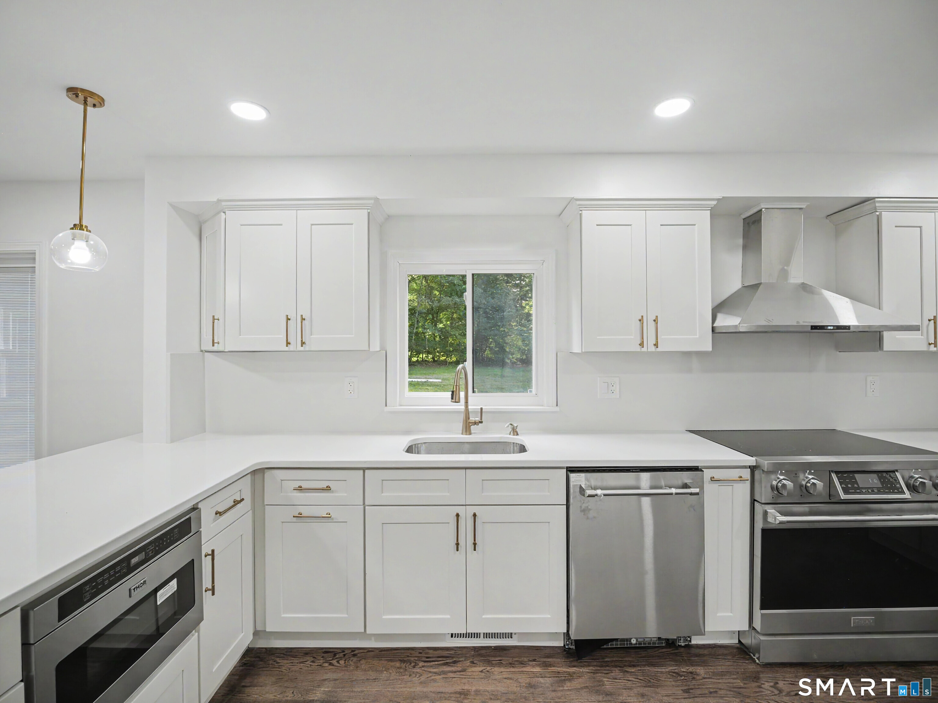 275 West Main Street Chester CT 06412