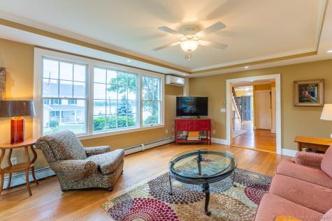 105 River Road Groton CT 06355