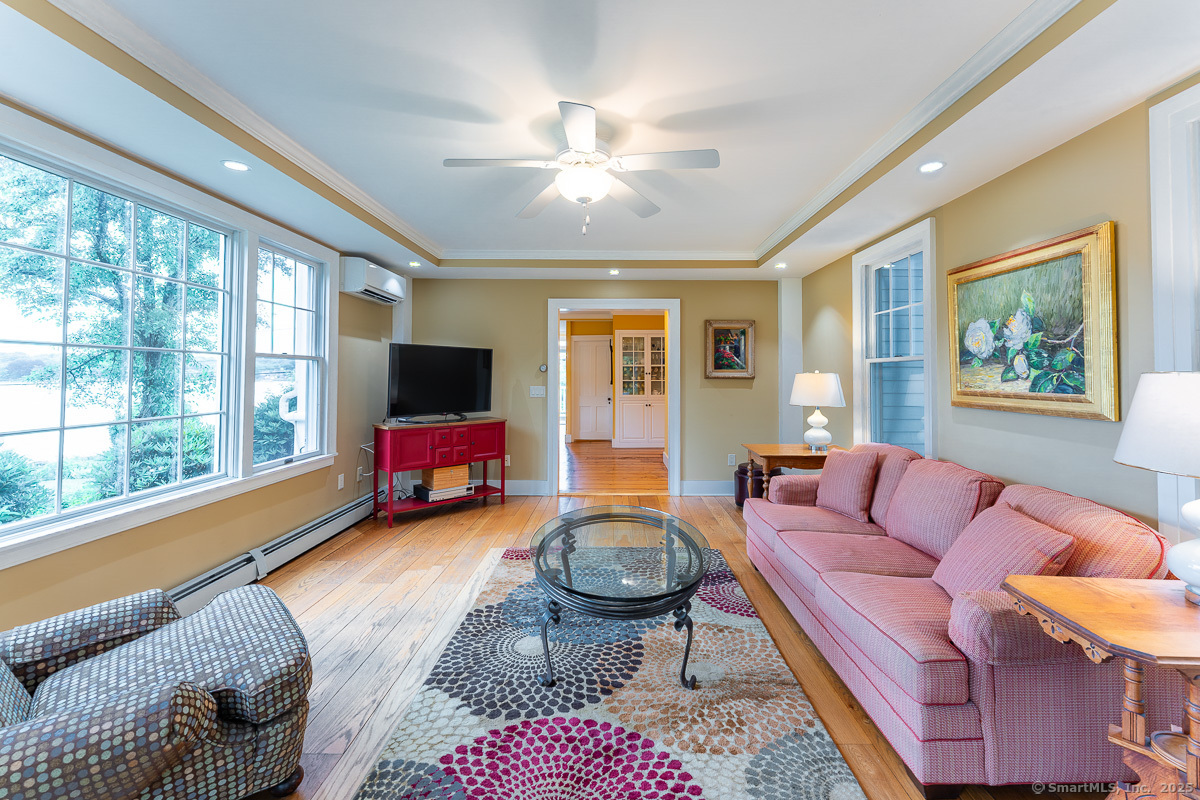 105 River Road Groton CT 06355