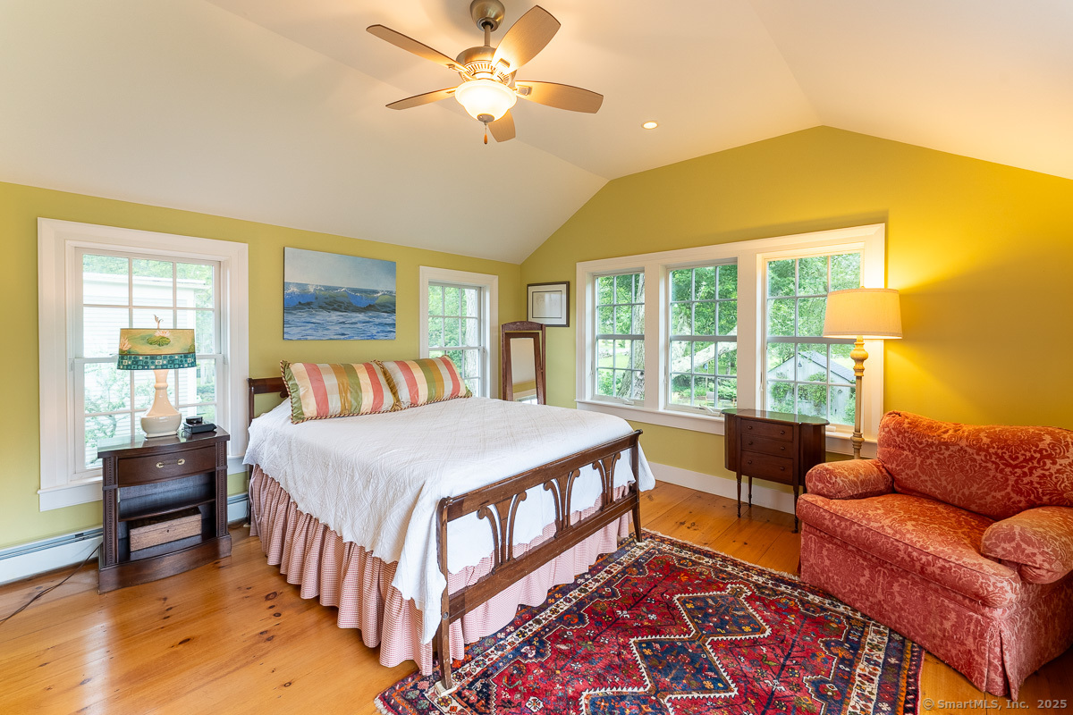 105 River Road Groton CT 06355