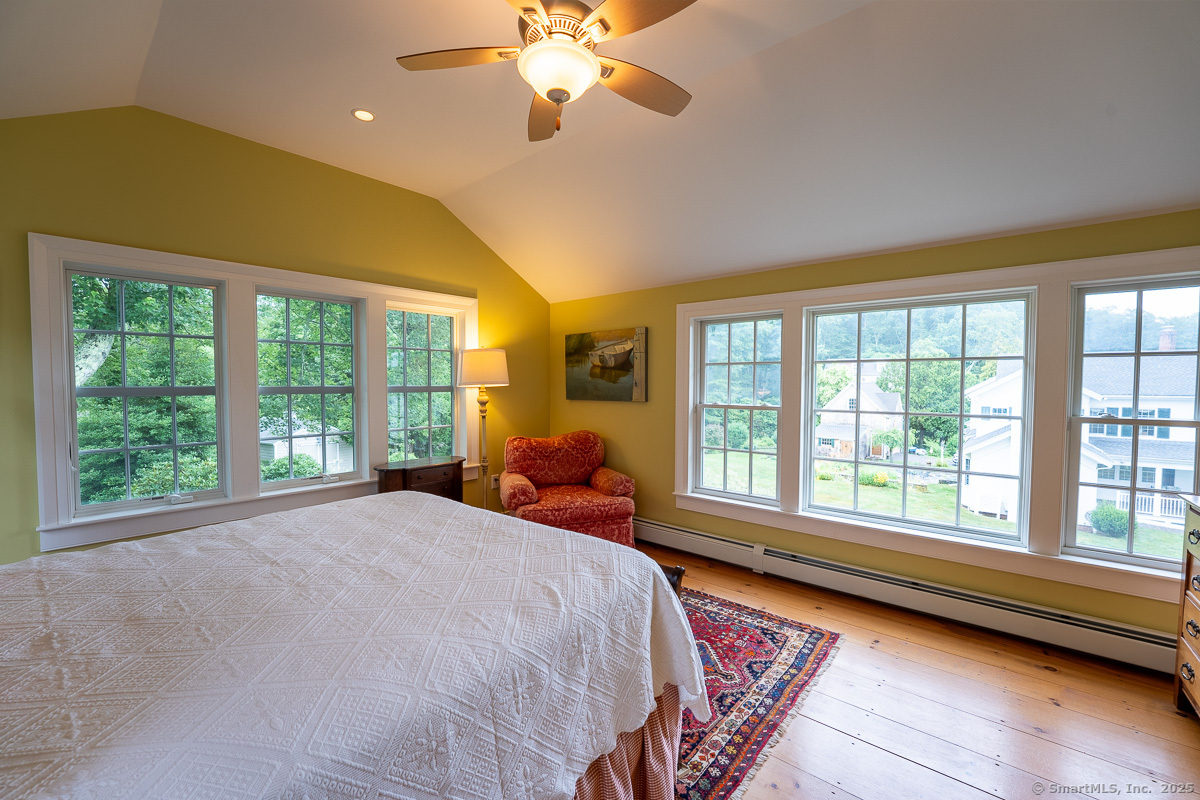 105 River Road Groton CT 06355