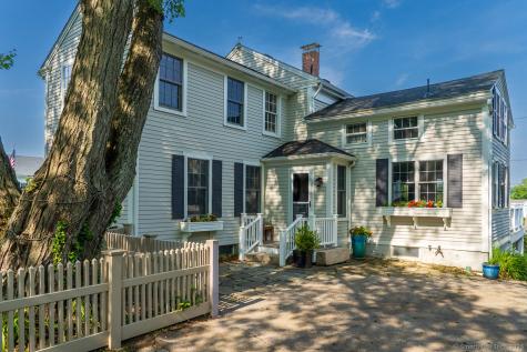 105 River Road Groton CT 06355