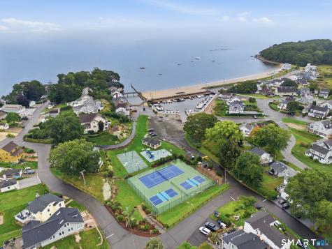 4 Walnut Road Old Lyme CT 06371
