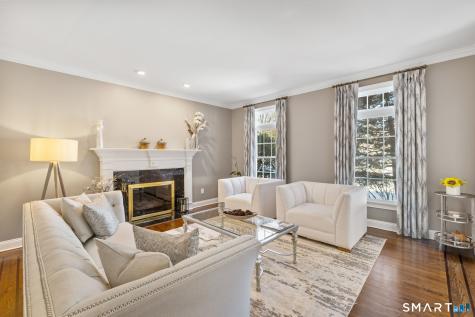 16 Robin Hood Lane Easton CT 06612
