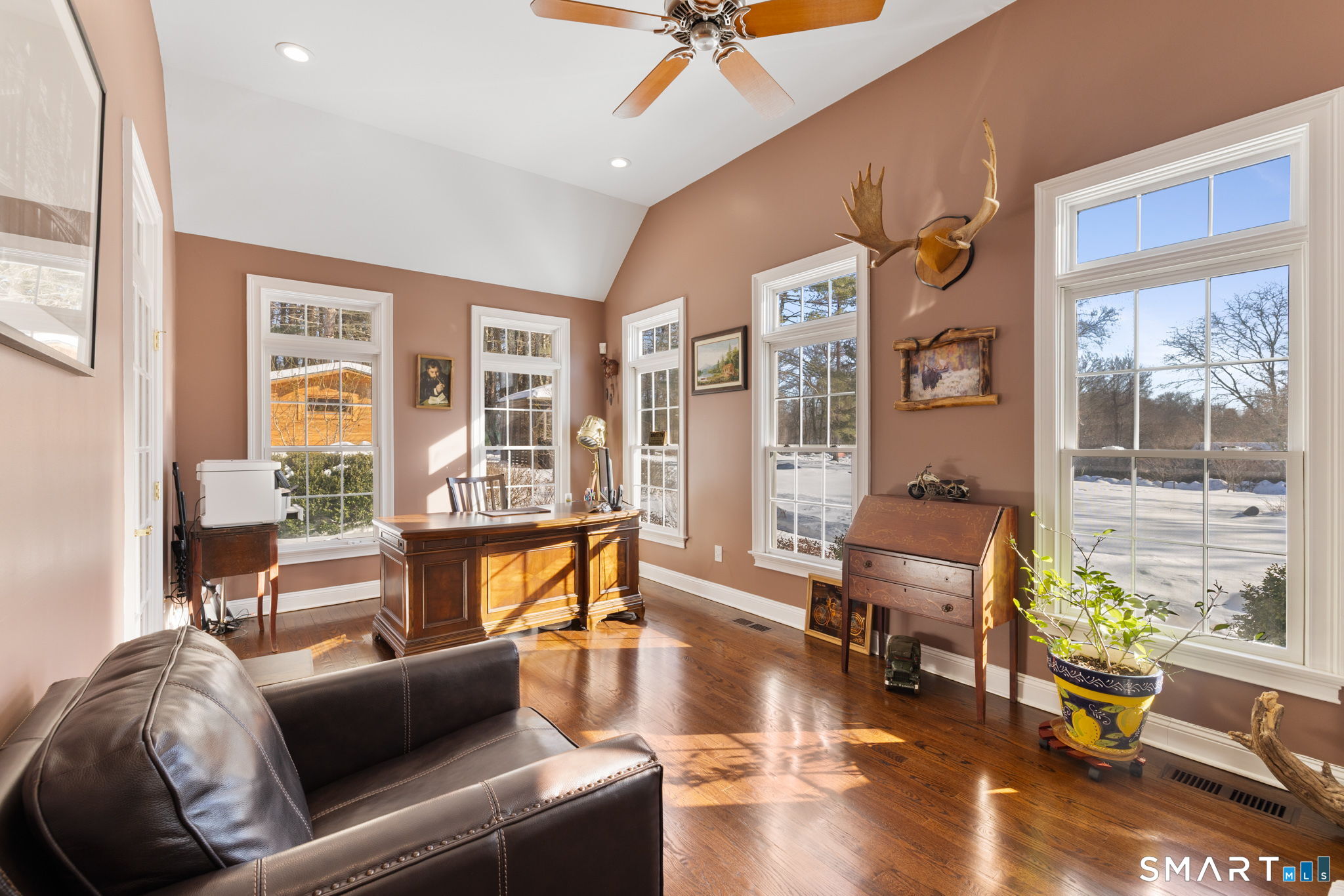 16 Robin Hood Lane Easton CT 06612