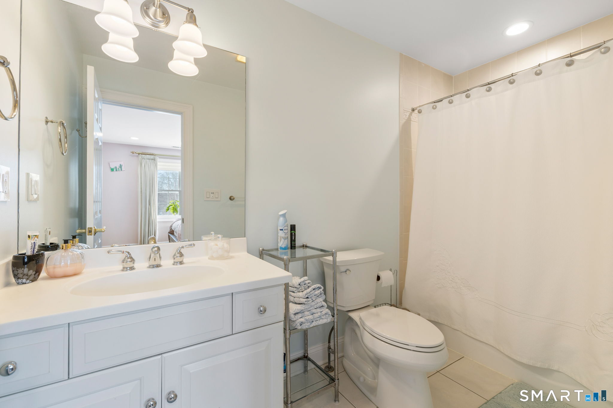 16 Robin Hood Lane Easton CT 06612