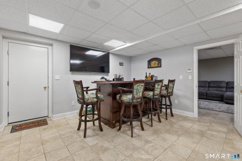 16 Robin Hood Lane Easton CT 06612