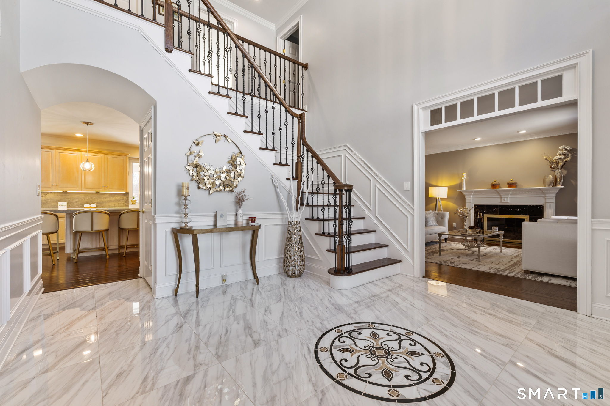 16 Robin Hood Lane Easton CT 06612