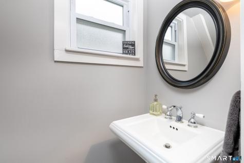 75 Meadow Street Litchfield CT 06759