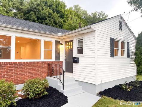 48 Oak Ridge Gate Danbury CT 06810