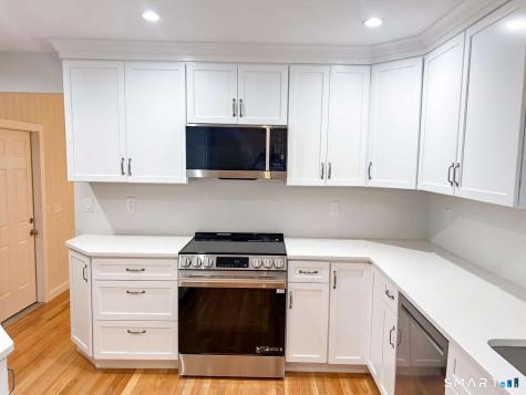 48 Oak Ridge Gate Danbury CT 06810