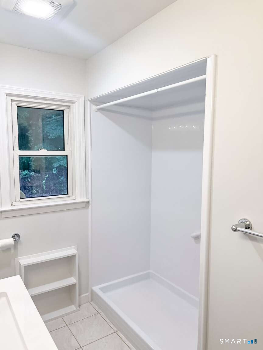 48 Oak Ridge Gate Danbury CT 06810