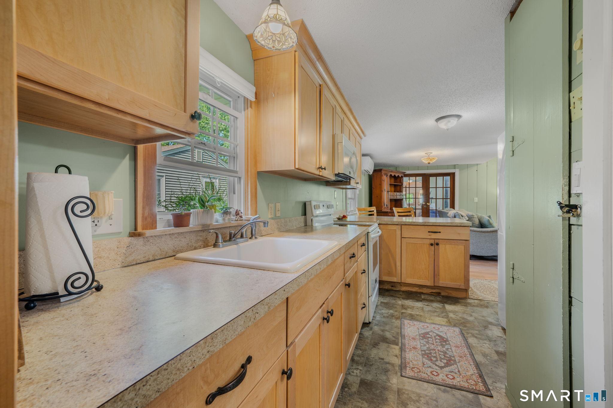 126 Deepwood Drive Hebron CT 06231