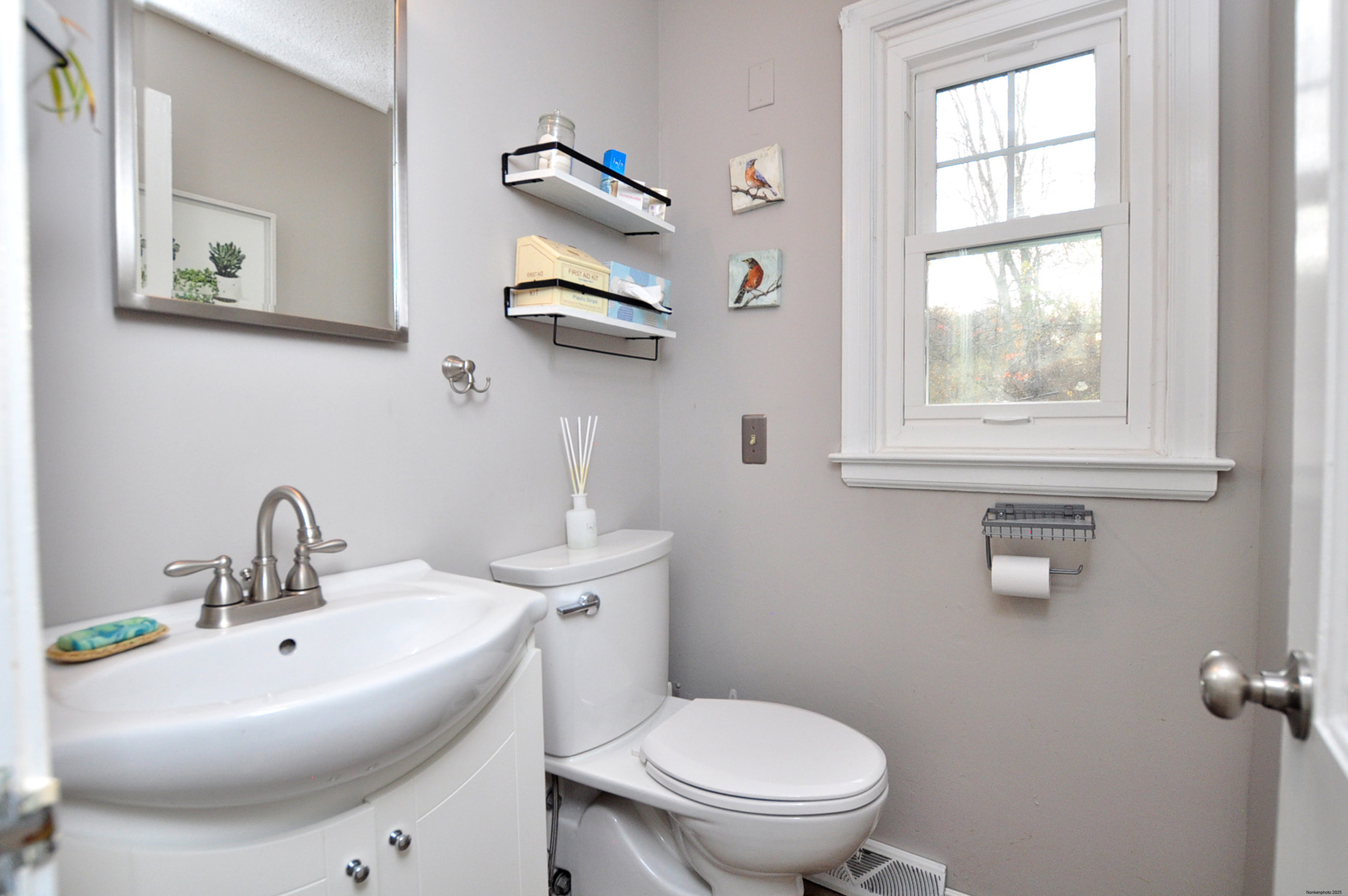 31 Parkwood Drive Windsor CT 06095