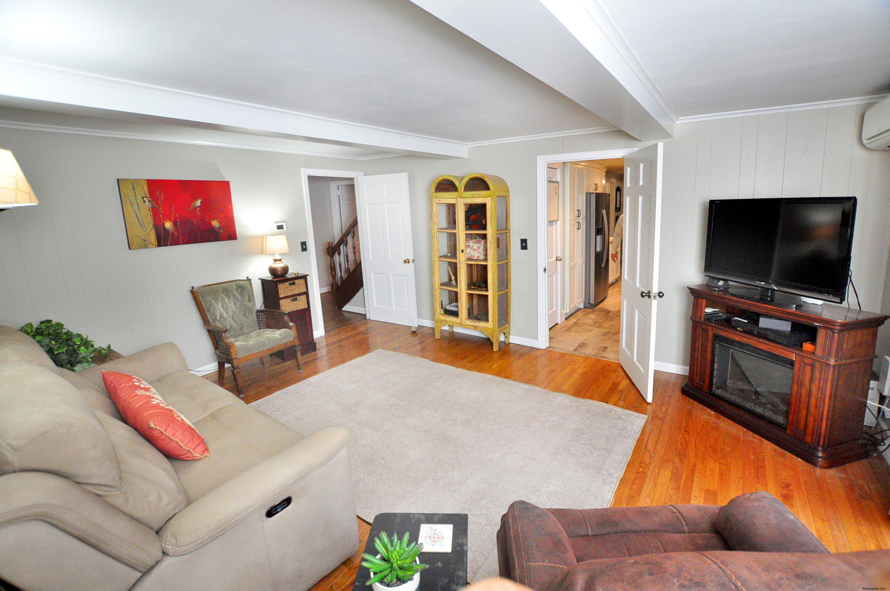 31 Parkwood Drive Windsor CT 06095