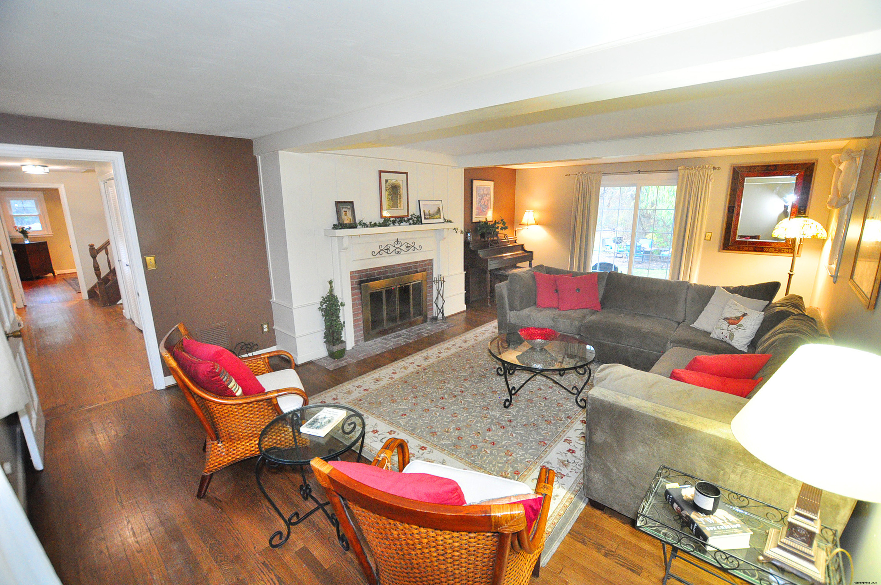 31 Parkwood Drive Windsor CT 06095