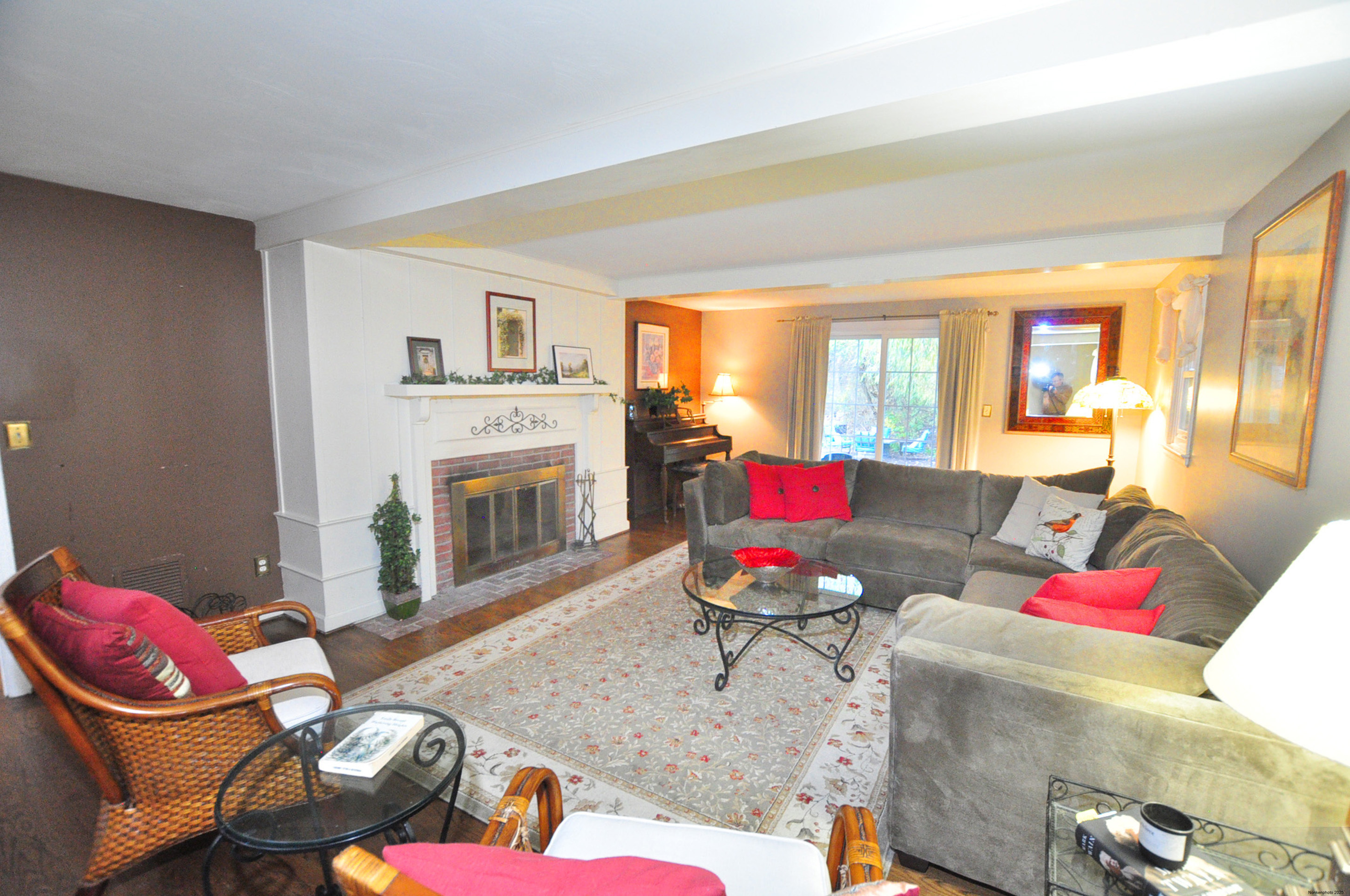 31 Parkwood Drive Windsor CT 06095