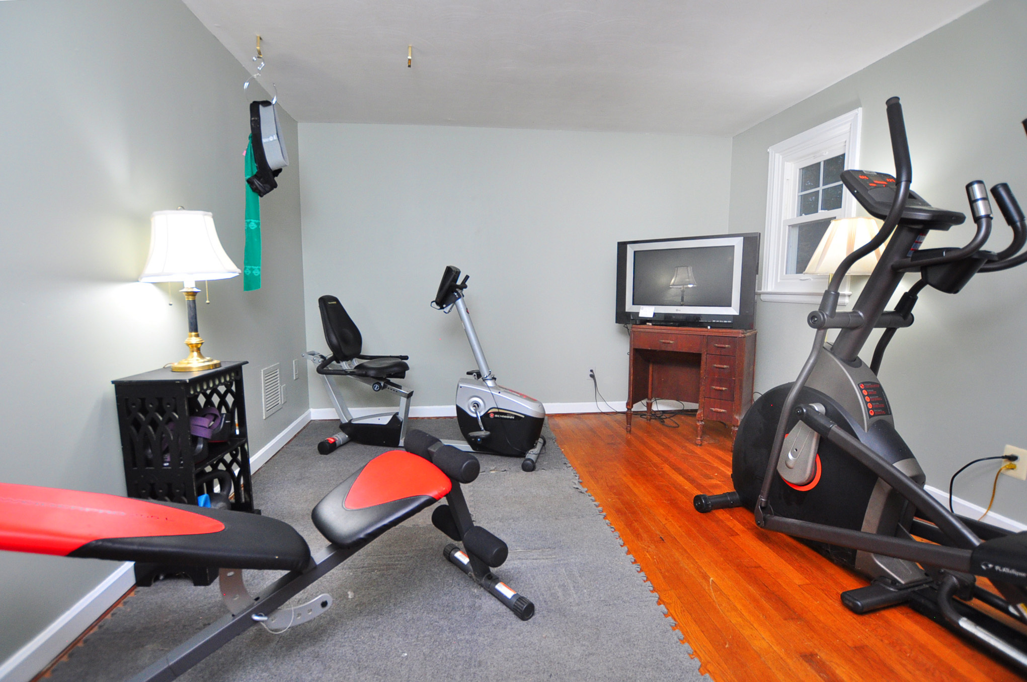 31 Parkwood Drive Windsor CT 06095