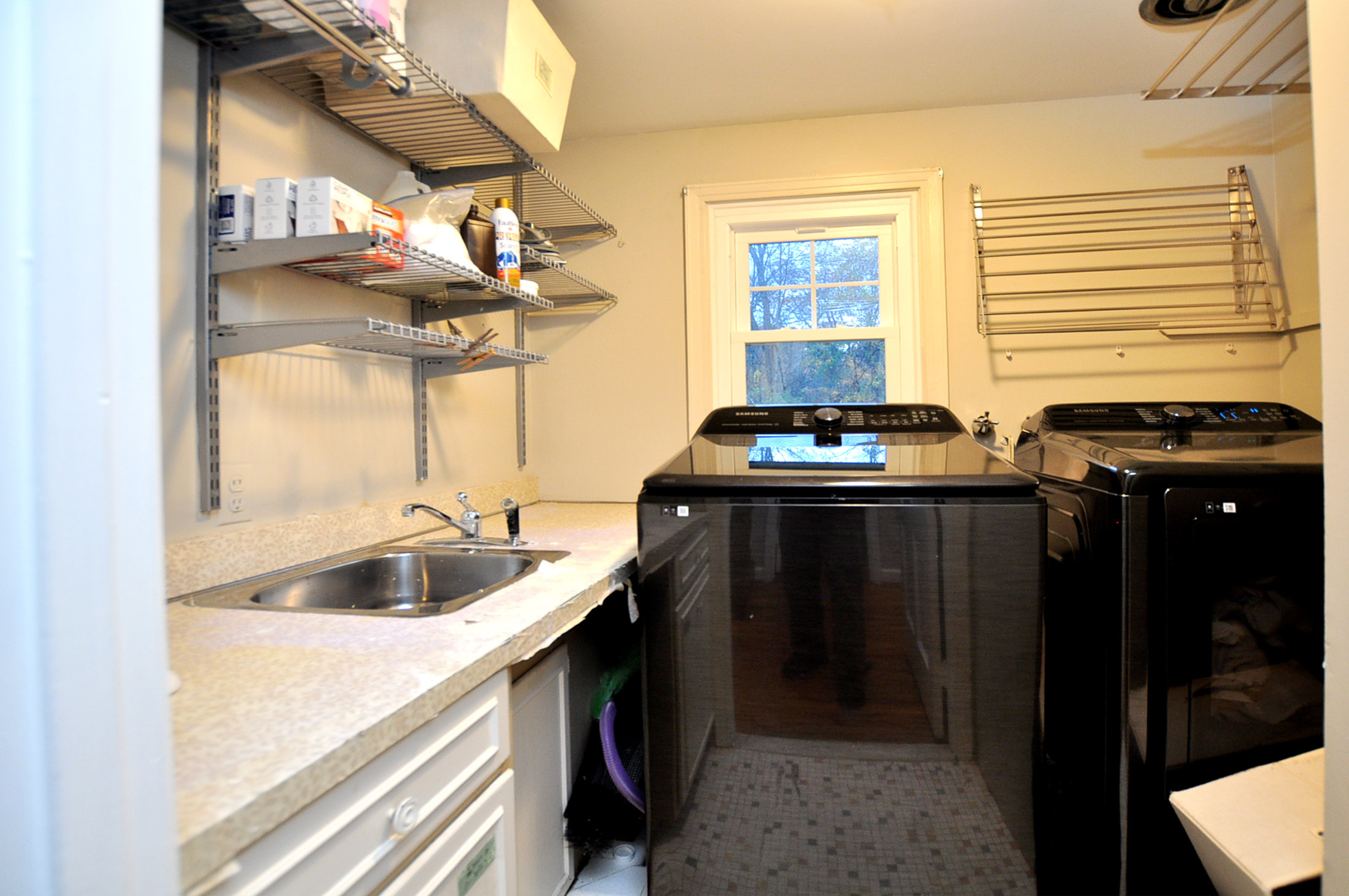 31 Parkwood Drive Windsor CT 06095