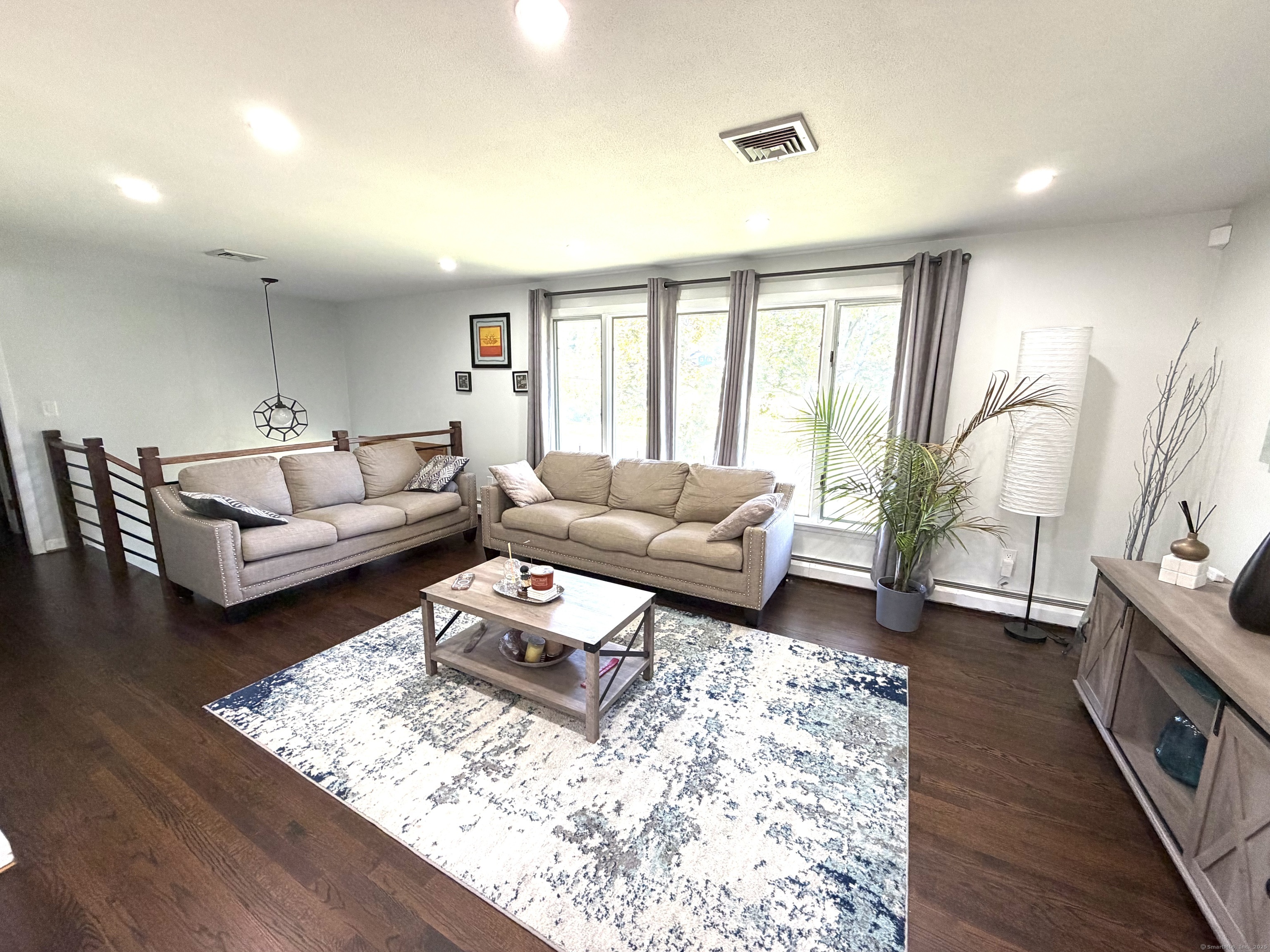 4 Skinner Drive Bloomfield CT 06002