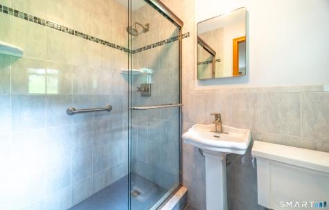 130 Lydale Place Meriden CT 06450