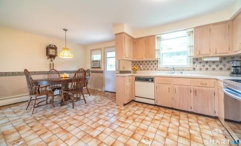 130 Lydale Place Meriden CT 06450