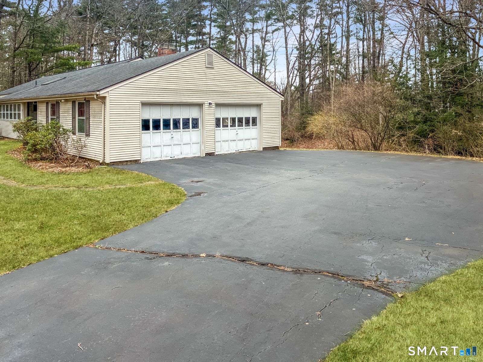 9 Bridlepath Road Simsbury CT 06092
