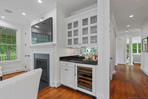 205 & 206 Fox Hopyard Road East Haddam CT 06423