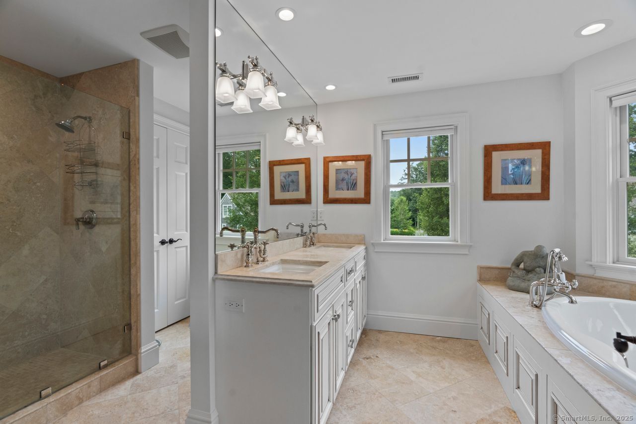 205 & 206 Fox Hopyard Road East Haddam CT 06423