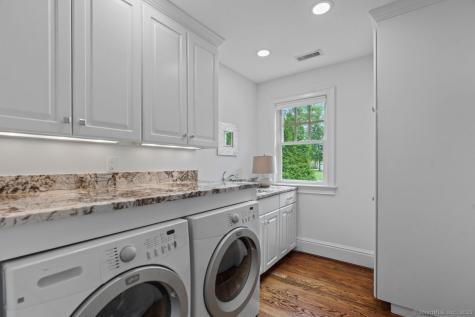 205 & 206 Fox Hopyard Road East Haddam CT 06423