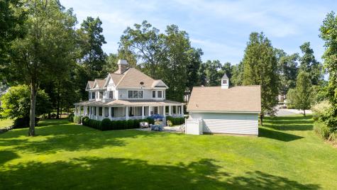 205 & 206 Fox Hopyard Road East Haddam CT 06423