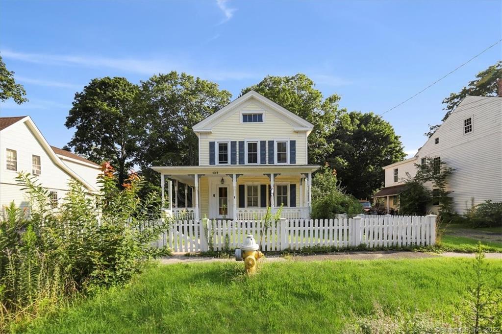 127 East Main Street Clinton CT 06413