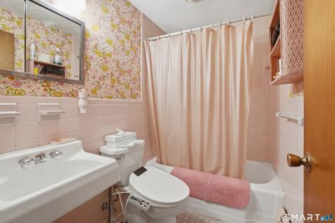 40 Royal Oak Road New Britain CT 06053