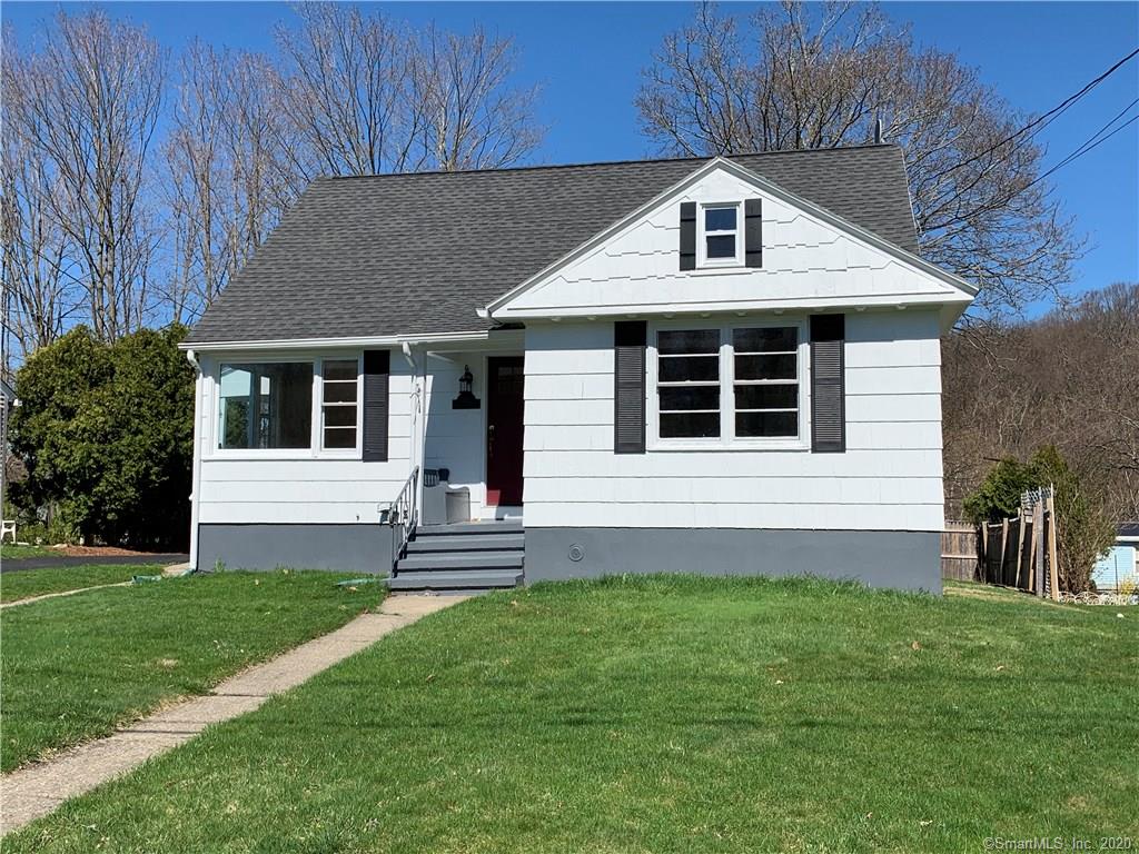 17 Carolyn Circle Naugatuck CT 06770