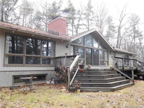 48 Knollwood Lane Avon CT 06001