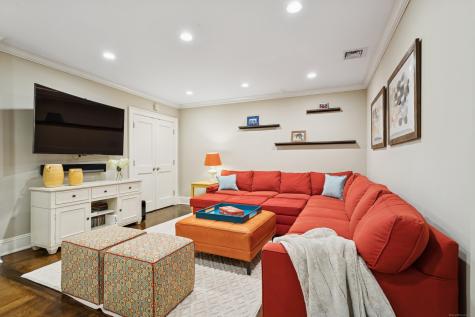 11 Edgewater Hillside Westport CT 06880