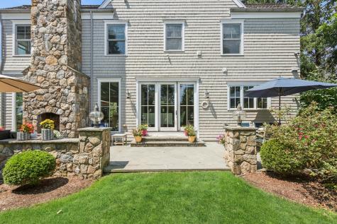11 Edgewater Hillside Westport CT 06880