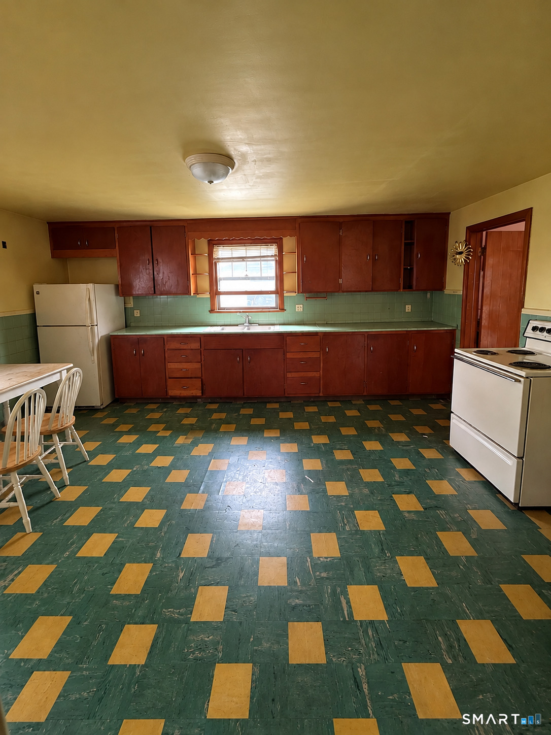 5 Avon Street Ansonia CT 06401