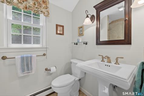 37 Sunset Terrace Essex CT 06426