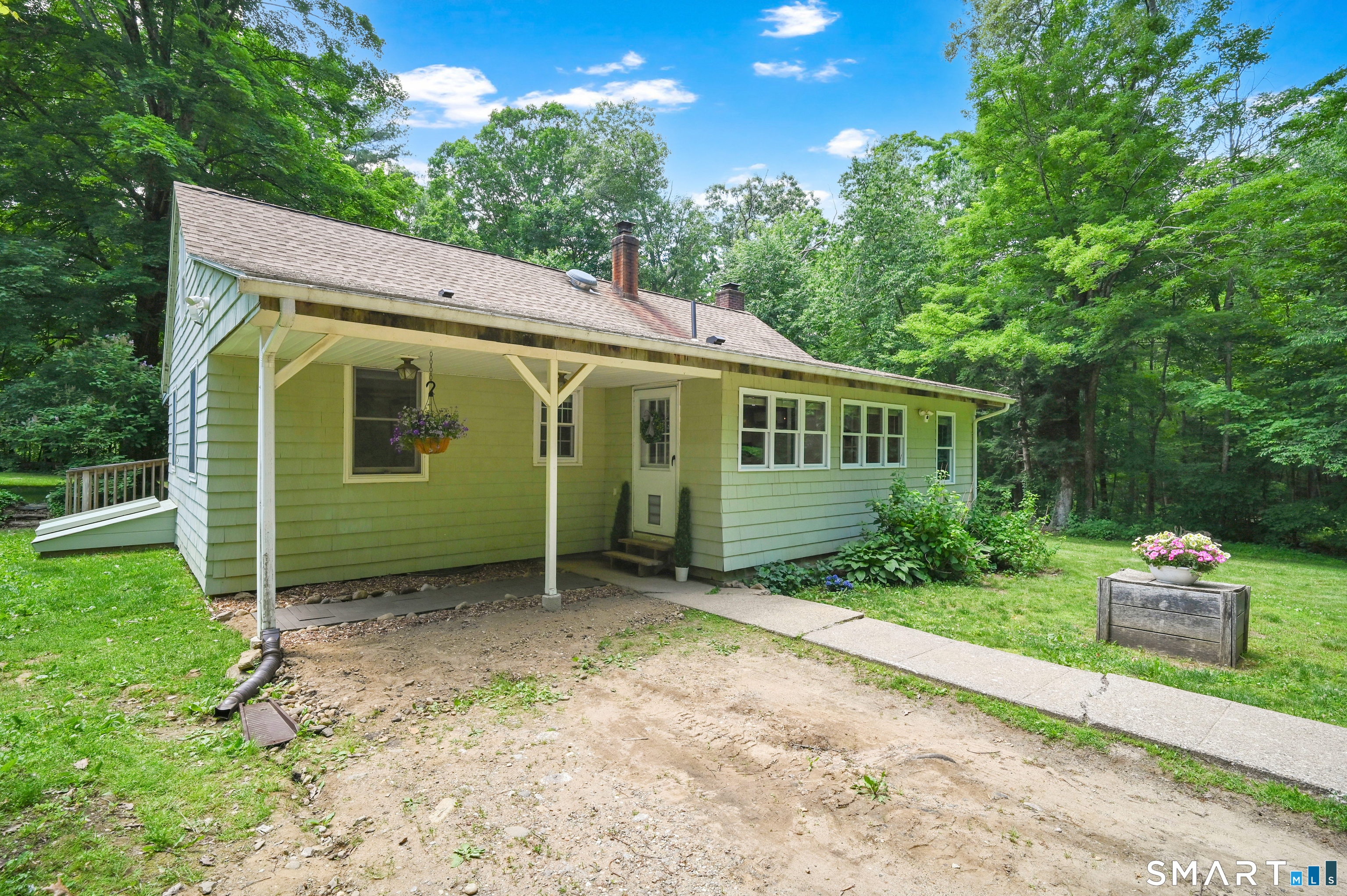 318 James Road Ashford CT 06278