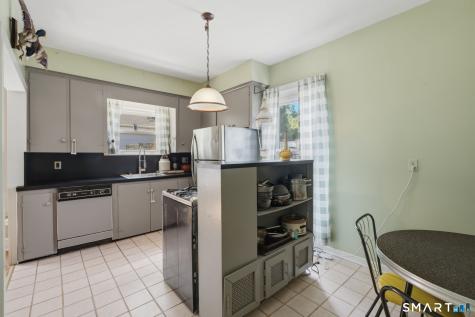 24 Summit Street Meriden CT 06450