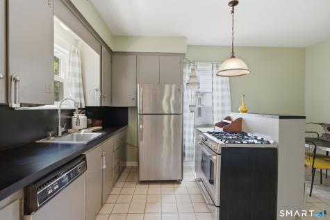 24 Summit Street Meriden CT 06450
