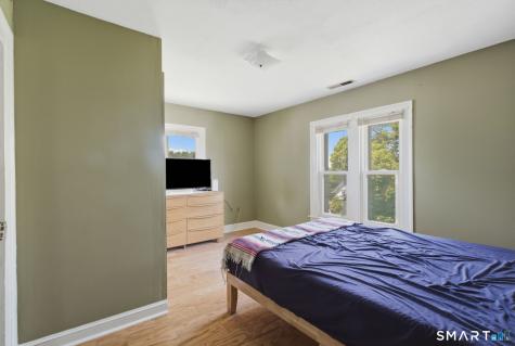 24 Summit Street Meriden CT 06450