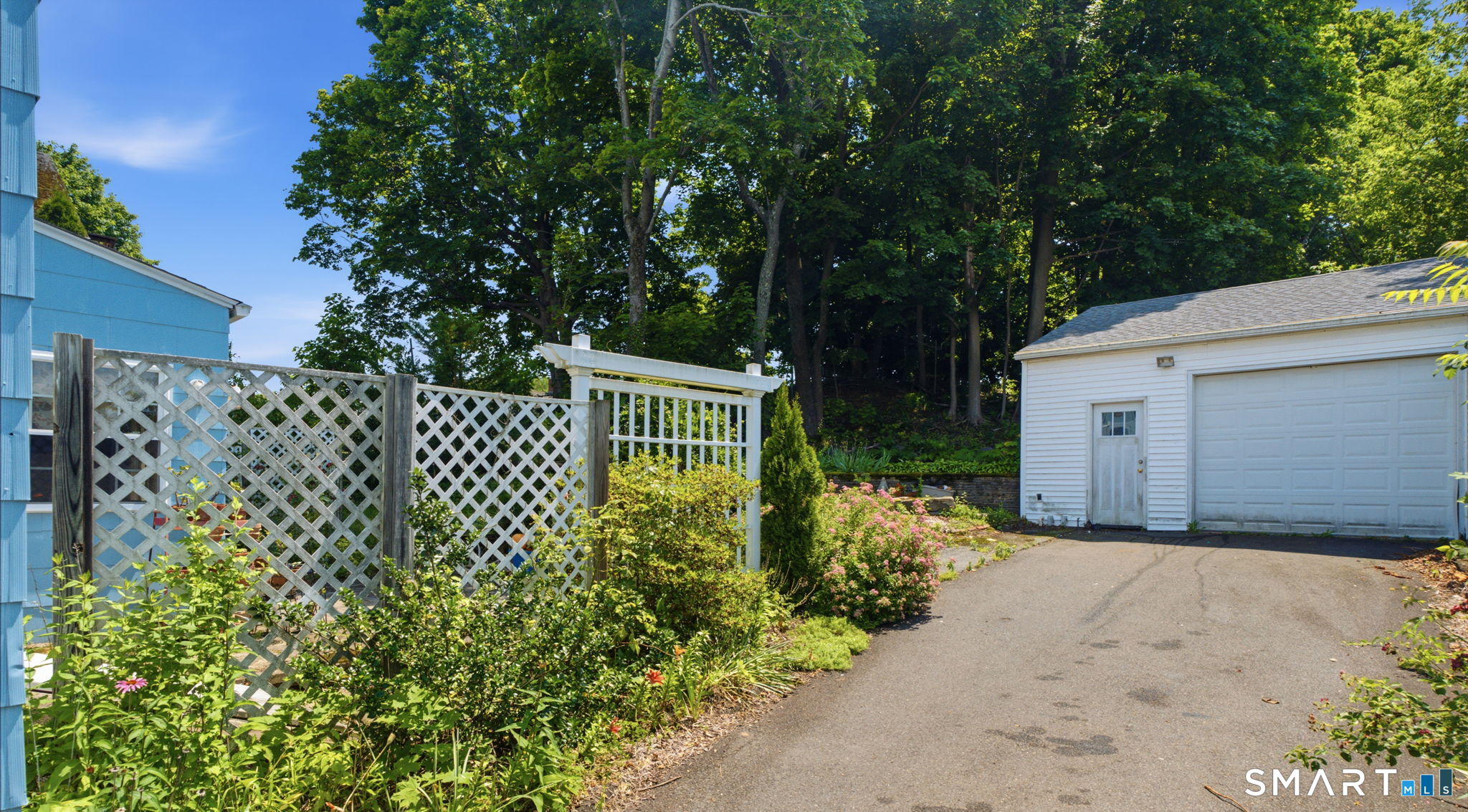 24 Summit Street Meriden CT 06450